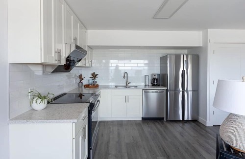 Regional District of Nanaimo Apartamento | Sea Breeze: Relaxation with a View with A/C