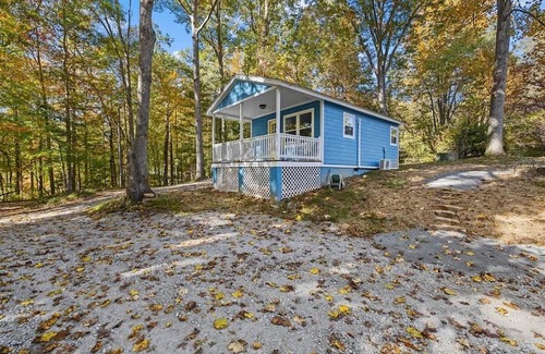 Hendersonville Casa | Blue Sky Cottage~$375 Free Activities Daily