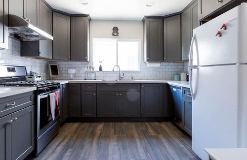 Alhambra Casa | Mid-Century 2BR + Parking + Near DTLA #TravelSGV