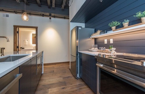 Historic South Hill Apartamento | This serviced apartment is a 1 bedroom(s), 1 bathrooms, located in Lexington, KY.