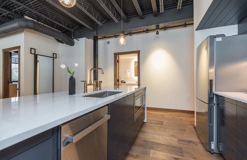 Historic South Hill Apartamento | This serviced apartment is a 1 bedroom(s), 1 bathrooms, located in Lexington, KY.
