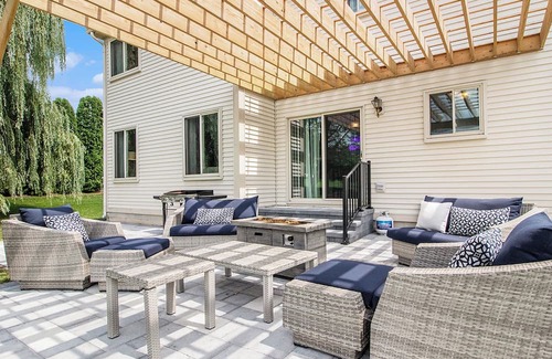 Ann Arbor Casa | Elegant Residence 3 Miles from UM Stadium