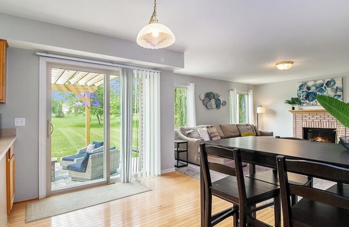 Ann Arbor Casa | Elegant Residence 3 Miles from UM Stadium