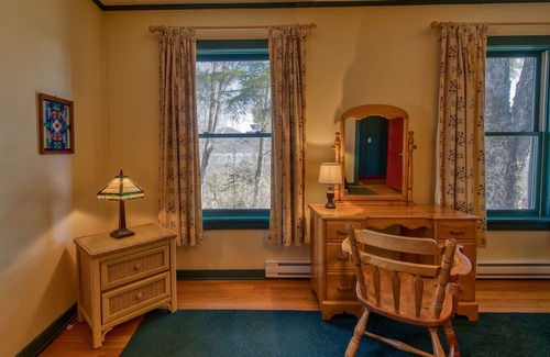 Lake Placid Cabaña | Lovely Lakeview Cabin Minutes to Main Street!