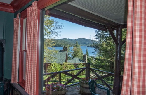 Lake Placid Cabaña | Lovely Lakeview Cabin Minutes to Main Street!