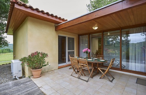 Quillan Casa | Ordenado bungalow con lavavajillas