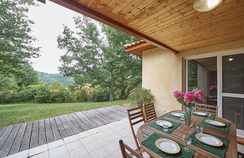 Quillan Casa | Ordenado bungalow con lavavajillas