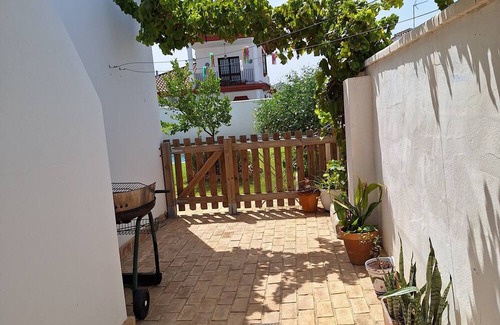 Montellano Chalet De Esquí | J&V HOUSE