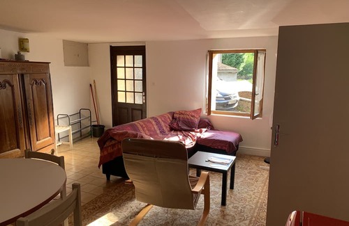 Couze-et-Saint-Front Apartamento | Guest house chez dom in Dordogne