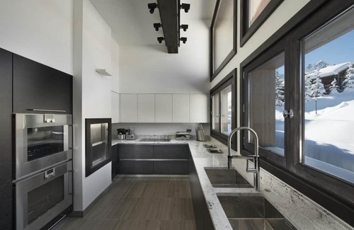 Sailly sur la Lys Chalet De Esquí | Modern Luxury Meets Alpine Charm- Private 6 Bedrooms Chalet With Spa