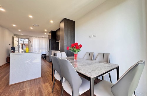 Marsden Park Casa | Blue Haven Retreat - Marsden Park Townhouse