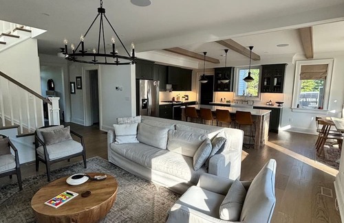 Halifax County Casa | A cozy getaway for any season!