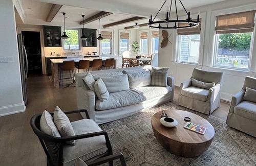 Halifax County Casa | A cozy getaway for any season!