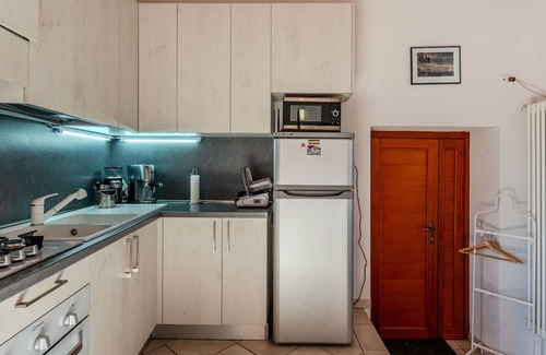 Montemezzo Casa | Beautiful private villa for 4 people with WIFI, terrace and panoramic view
