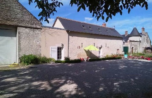 Vennecy Cabaña | Casa renovada cerca de Orleans admite animales