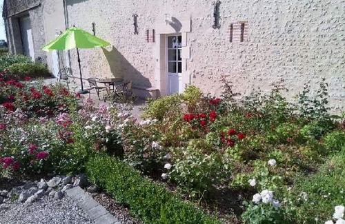 Vennecy Cabaña | Casa renovada cerca de Orleans admite animales