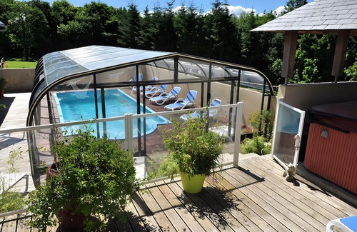 Plogonnec Casa | Gîte 1 - Gîtes de Lopéau con piscina y spa