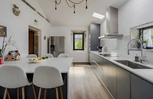 Rossas Casa | Casa de vacaciones 'Quinta Do Bairro - Rés Do Chão' con vistas a la montaña, Wi-Fi y aire acondicionado