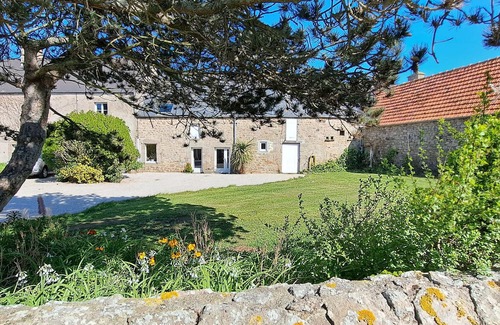 Vicq-sur-Mer Casa | Casa de vacaciones 'Maison De Caractère Bord De Mer' con vistas al mar, jardín privado y Wi-Fi