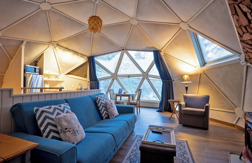 Westbrook Meadows Cabina | Experience Dome Sweet Dome for a unique getaway