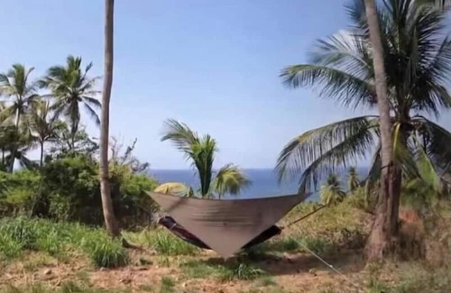 Newcastle Alquiler De RV | Camping Barbados - Group Dome Tents Private Camp