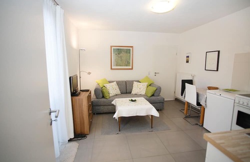 Wiesenbronn Apartamento | "im Schiller" - Holiday Apartment in the Vineyards