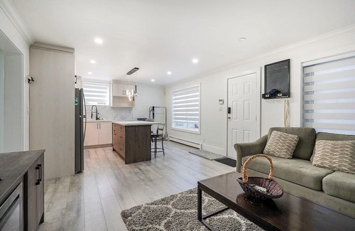 Newton Casa | Modern suite with luxury finsih
