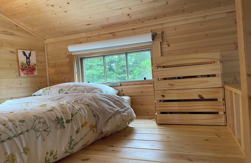 Shelton Otro | Tiny house on Organic Farm - Quiet & Clean w Fast wifi 3bd/1ba