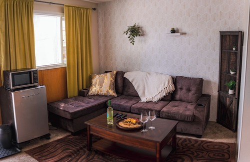 Prince George Casa | The Urban Nest – 2Bd | Central Stay Near Downtown