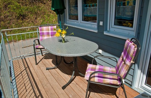 Owingen Apartamento | Holiday Apartment '3' with Mountain View, Shared Garden and Wi-Fi