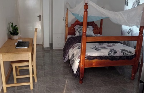 Gulu Apartamento | Otogo Guest House - an oasis of peace in the countryside just 10 minutes from the center of Gulu.