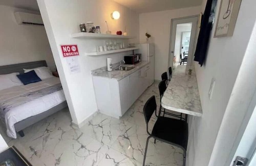 Hato Rey Central Apartamento | Pomarrosa Village room #2