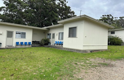Bemm River Cabina | Bemm River Bungalows “Bellbird Abode” #1. Holiday accommodation