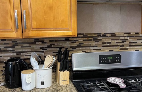 Bloomingdale Casa | Suburban Comfort Just 35 Min from Downtown Chi