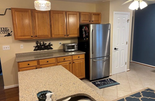 Locust Grove Casa | Beautiful, quiet lakefront property at Lake of the Woods, Virginia