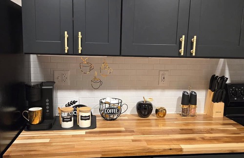 Greene Apartamento | BRAND NEW fully renovated upstairs apartment in the heart of downtown Greene, NY