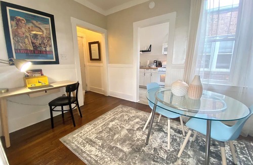 Detroit Apartamento | Long-Term Haven Ideal for Nurses & Travelers