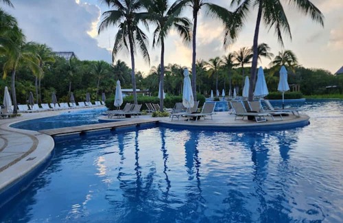 Xcaret Apartamento | Relax in Paradise – Vidanta Mayan Palace Suite with Resort Perks