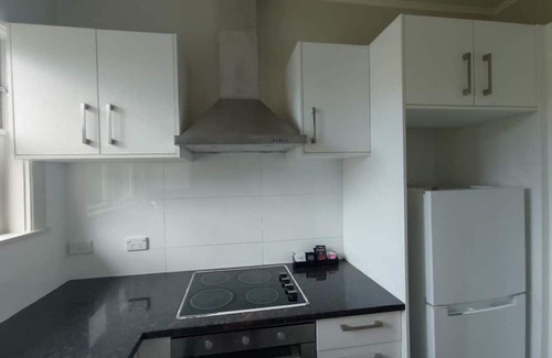Mount Albert Casa | 7 Beds including 4 Double Beds, 1 Single Bed, 2 Double Sofa Beds, 8 Renton Road, Mt Albert, Auckland