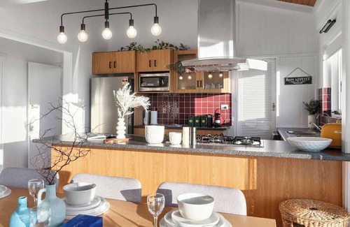 Bedford Park Casa | Captivating Vista Retreat Exquisite Holiday Haven