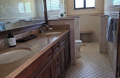 Long Key Casa | Tranquil 3-bedroom 2 bathroom house bay and ocean access with dock and boat lift