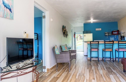 Quebrada Infierno Casa | Panoramic Views, Pool, A/C and Spectacular Rooftop in Gurabo