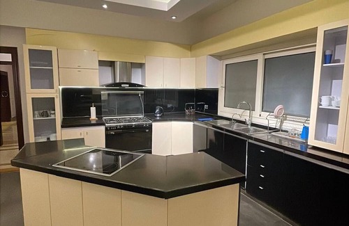 Sheikh Zayed City Apartamento | Palace in Sheikh Zayed City