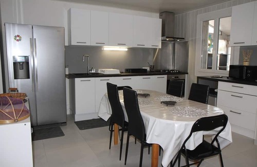 Thuir Casa | Casa Felice: Spa, pretty garden and house in the South of France