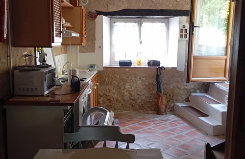 Saint-Aquilin Casa | Magnificent gîte for rent in a quiet location