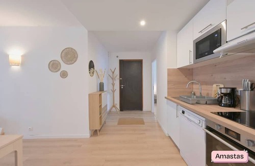 Valence Apartamento | Offers a room in an apartment