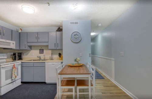 Garden City Complejo | Christmas Rental at Beachside Resort in Murrells Inlet