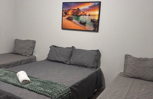 Sete Lagoas Apartamento | Family Suite | Air Conditioning | Approx. BR 040 in Sete Lagoas