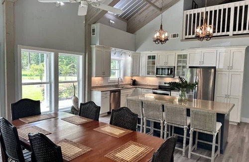 Statesboro Casa | Brand New Game Day Listing! GATA Getaway! 2 bed, 2 bath, 15 min from Stadium.
