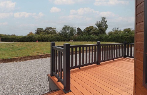 Great Hatfield Cabaña | MEADOWS PARK 3, family friendly, with hot tub in Hornsea